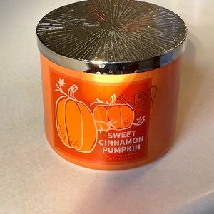 NWT Bath and Body 14.5 oz 3 wick candle.